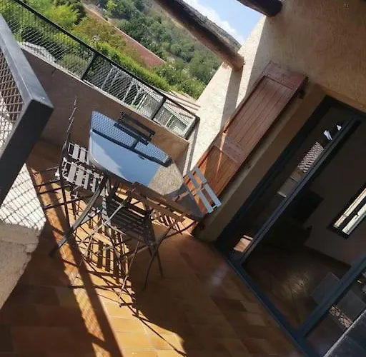 Haut De Villa Renovee En 2023